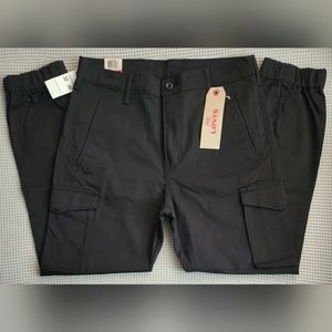 NEW - 32/30 Levis Men's Banded Cargo Slim Fit Tapered Leg Black Pants